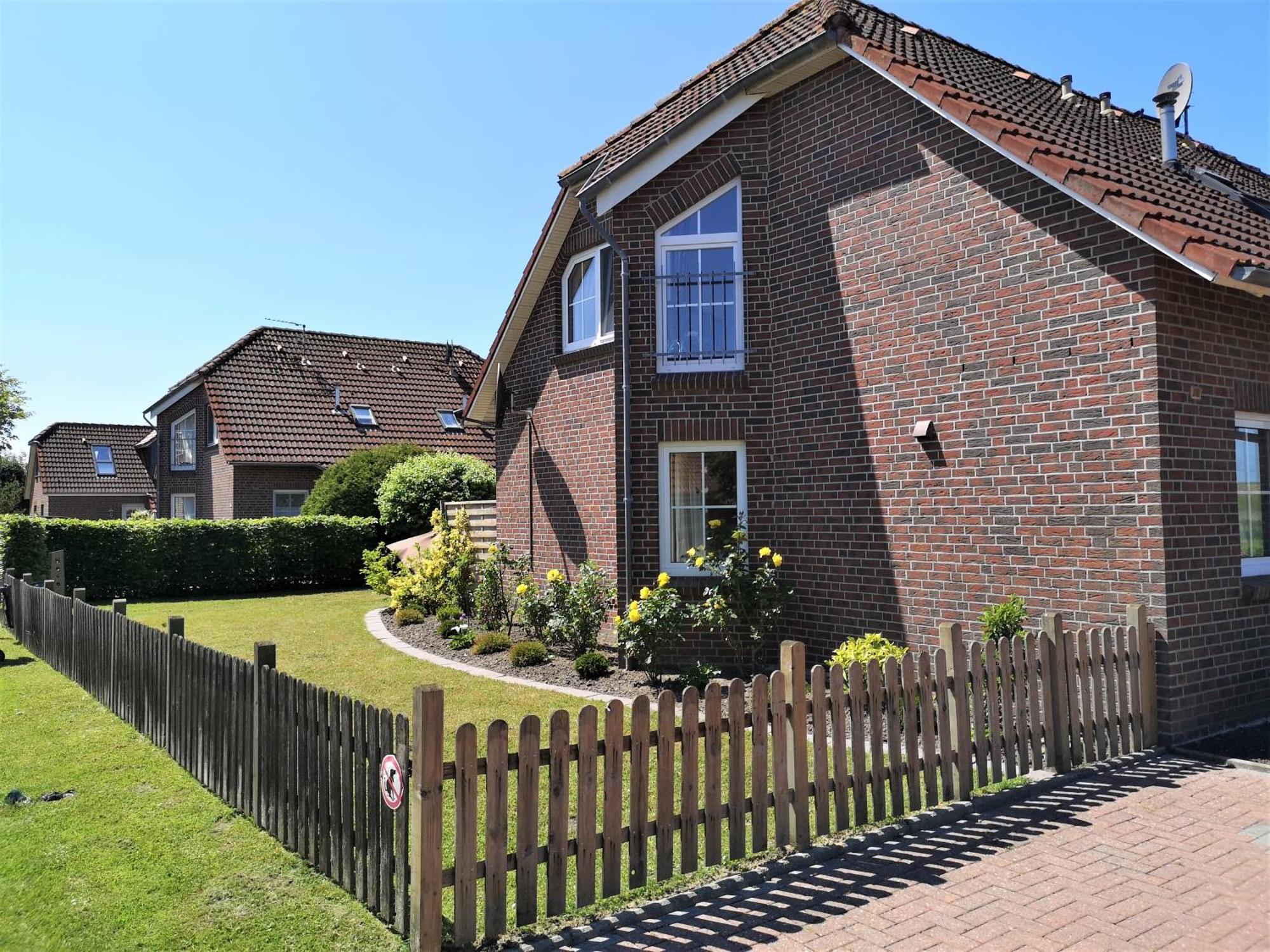 Friesenhaus Duewels Hus Villa Греетзиел Екстериор снимка